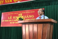 Mở lớp Cao cấp chính trị đầu tiên tại miền Trung-Tây Nguyên sau dịch