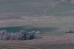 Đụng độ với Armenia, Azerbaijan động viên một phần lực lượng dự bị