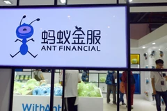 Ant Group điều hành Alipay, một trong hai nền tảng thanh toán trực tuyến đang “thống trị” ở Trung Quốc. (Ảnh: AFP)