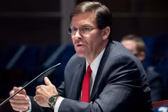 Bộ trưởng Quốc phòng Mỹ Mark Esper phát biểu tại phiên điều trần ở Washington, DC ngày 9/7/2020. (Ảnh: AFP/TTXVN)