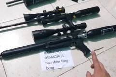 Cướp cò khi khoe súng tự chế mua trên mạng, một người tử vong