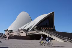 Người dân tại Sydney, Australia ngày 10/5/2020. (Ảnh: THX/TTXVN)