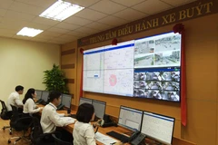 Trung tâm điều hành xe buýt là đầu não điều hành hoạt động của 92 tuyến với trên 1.000 xe buýt của Hà Nội. (Ảnh: Việt Hùng/Vietnam+)