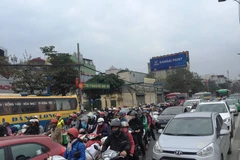 Hành khách trở về thủ đô sau kỳ nghỉ Tết Nguyên đán. (Ảnh: Việt Hùng/Vietnam+)