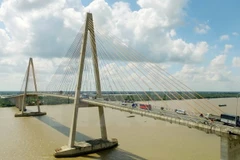 Cầu Rạch Miễu. (Ảnh: An Hiếu/TTXVN)