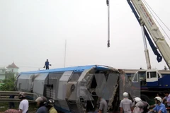 Hiện trường một vụ tai nạn giao thông đường sắt nghiêm trọng. (Ảnh: TTXVN)