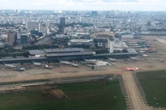 Việc điều chỉnh tăng giá dịch vụ hàng không để tạo nguồn đầu tư kết cấu hạ tầng hàng không. (Ảnh: Việt Hùng/Vietnam+)