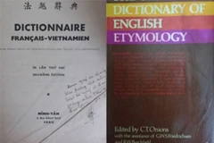 Hình ảnh một số cuốn từ điển cũ sẽ được trưng bày tại "Đại hội sách cũ." (Ảnh: BTC)