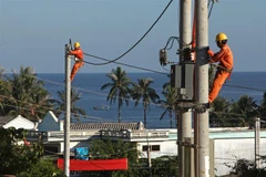 Điện lưới quốc gia đã được đưa ra huyện đảo Lý Sơn (Quảng Ngãi). (Ảnh: Ngọc Hà/TTXVN)
