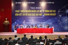 Tọa đàm đã thu hút sự tham gia của đông đảo đại diện các bộ ngành, lãnh đạo các trường đại học và doanh nghiệp. (Ảnh: Lê Tùng)