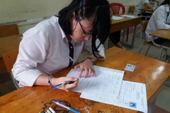 Thí sinh dự thi Trung học phổ thông quốc gia 2019. (Ảnh: Phạm Mai/Vietnam+)