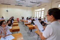 Thí sinh dự thi trung học phổ thông quốc gia. (Ảnh: Minh Sơn/Vietnam+)