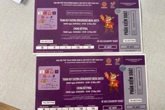 Vé bóng đá xem trận chung kết bóng đá nam SEA Games 31. (Ảnh: PV/Vietnam+) 