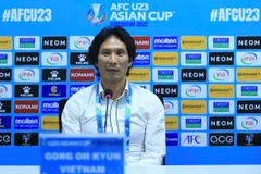 Huấn luyện viên Gong Oh-kyun gây ấn tượng dù chỉ mới dẫn dắt U23 Việt Nam. (Ảnh: VFF) 