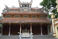 Chùa Võng Thị (quận Tây Hồ) được Bộ Văn hóa xếp hạng là Di tích lịch sử - văn hóa quốc gia. (Ảnh: PV/Vietnam+)