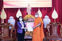 Trưởng Ban Dân vận Trung ương chúc Tết cổ truyền đồng bào Khmer