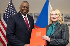 Bộ trưởng Lloyd Austin thăm Cộng hòa Séc, thảo luận hợp tác quốc phòng