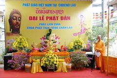 Chùa Phật Tích Vientiane (Lào) tổ chức Đại lễ Phật đản Phật lịch 2566