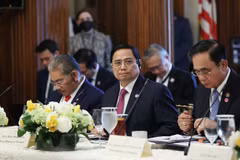 Thủ tướng ăn trưa với Chủ tịch Hạ viện Pelosi và một số nghị sỹ Hoa Kỳ