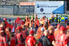 Khủng hoảng phí sinh hoạt tại Anh thêm trầm trọng do đình công