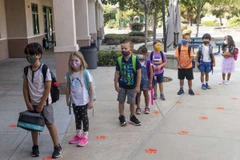 LHQ: Nhiều nước giàu không đảm bảo môi trường sống lành mạnh cho trẻ