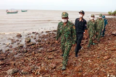 Quảng Trị: Điều tra vụ một thi thể nam giới trôi dạt vào bờ biển