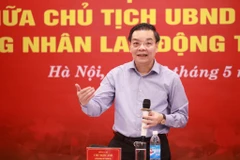 Chủ tịch UBND Hà Nội gặp gỡ, đối thoại với công nhân lao động
