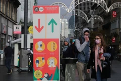 Bỉ cảnh báo một số thanh niên cố tình mắc COVID-19 để được đi du lịch