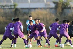 AFF Cup: Tuyển Việt Nam tập trung, Lào thảnh thơi trước cuộc tái đấu