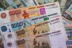 Tỷ giá đồng ruble ổn định trước vòng đàm phán mới giữa Nga và Ukraine