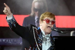 Danh ca Elton John bật mí địa điểm tổ chức buổi biểu diễn cuối cùng