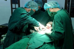 Phẫu thuật thành công ca xoắn lá lách do lạc chỗ hiếm gặp