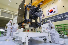 Hàn Quốc phóng tàu thăm dò Mặt Trăng, gia nhập cuộc đua không gian