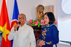 Phái đoàn Việt Nam và Lào tại Geneva vun đắp tình đoàn kết đặc biệt