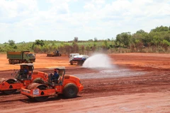 Bộ GTVT đề nghị hoàn thiện 2 tuyến đường kết nối sân bay Long Thành