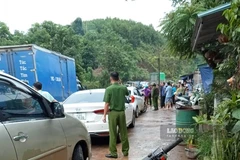 Truy tìm đối tượng cầm dao truy sát nhà vợ làm 4 người thương vong