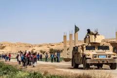 Syria: Tấn công vào xe chở công nhân mỏ dầu khiến 10 người thiệt mạng