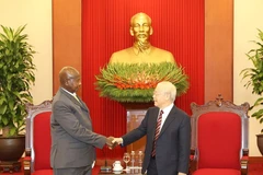 Tổng Bí thư Nguyễn Phú Trọng tiếp Tổng thống Cộng hòa Uganda Yoweri Kaguta Museveni đang trong chuyến thăm chính thức Việt Nam. (Ảnh: Trí Dũng/TTXVN)
