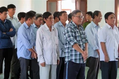 Các bị cáo tại phiên xử sơ thẩm ngày 12/11/2019. (Ảnh: Xuân Triệu/TTXVN)