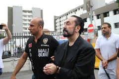 Thủ lĩnh giáo phái tình dục Adnan Oktar. (Nguồn: AA)