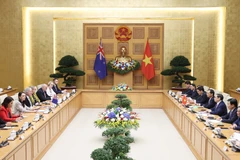 Thủ tướng Phạm Minh Chính hội đàm với Thủ tướng New Zealand Jacinda Ardern. (Ảnh: Dương Giang/TTXVN)