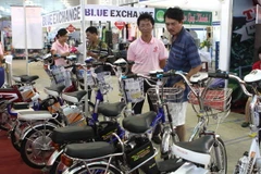 Đà Nẵng phát triển xe điện để giảm lượng thải carbon