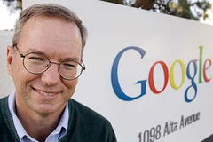 Chủ tịch Google: Hết thời các chính phủ theo dõi