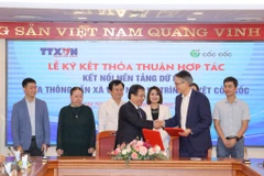 Thông tấn xã Việt Nam ký kết thoả thuận hợp tác với trình duyệt Made in Vietnam Cốc Cốc. (Ảnh: Minh Sơn/Vietnam+)