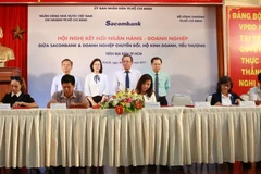 Lãnh đạo các bên tham gia ký kết. (Nguồn: Sacombank)