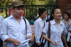 Thí sinh kết thúc kỳ thi Cao đẳng với nhiều tâm trạng. (Ảnh: PV/Vietnam+)