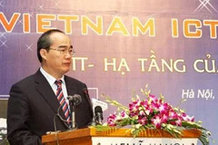 Phó Thủ tướng Nguyễn Thiện Nhân phát biểu chỉ đạo Diễn đàn. (Ảnh: Minh Tú/TTXVN)