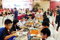 Tại cuộc thi Robotics 2012, đội Việt Nam chỉ giành được các giải phụ. (Ảnh: T.H/Vietnam+)