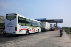 Bộ Giao thông Vận tải đề xuất lên Chính phủ tăng phí BOT "cứu" nhà đầu tư dự án giao thông. (Ảnh: Việt Hùng/Vietnam+)