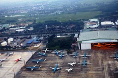 Máy bay của các hãng hàng không tại sân bay Nội Bài. (Ảnh: Huy Hùng/Vietnam+)